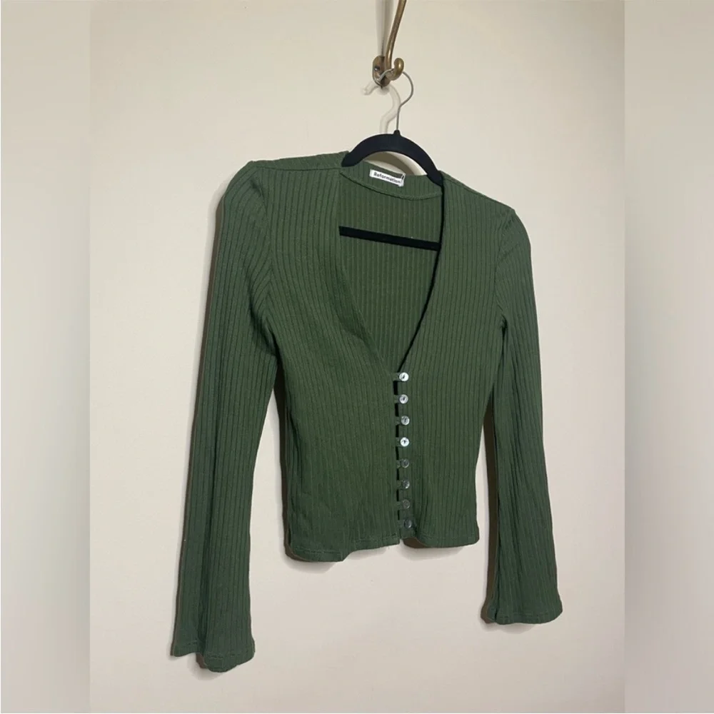 Reformation Gellar Top in Fern - Picture 5 of 7